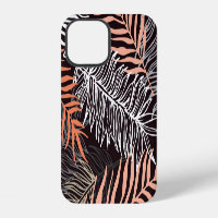 Doodle Palm: Hand-Drawn Leafy Pattern.