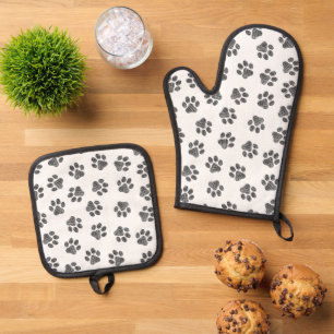 Doodle Paws, Dog Paws, Black Paws Oven Mitt & Pot Holder Set