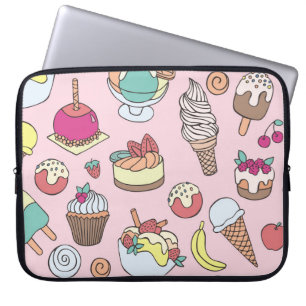Doodle Sweets Ice Cream: Hand Drawn Illustration Laptop Sleeve