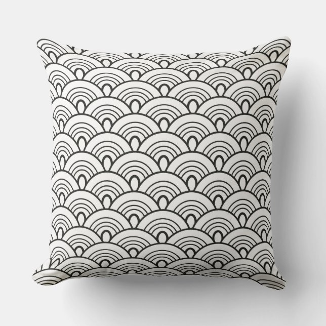 Doodles pattern Japan Throw Pillow (Front)