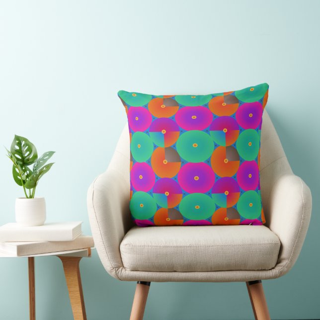 Dopamine Gradient Circle Throw Pillow (Chair)