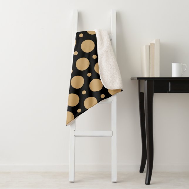 Dots Pattern 17 Sherpa Blanket (In Situ)