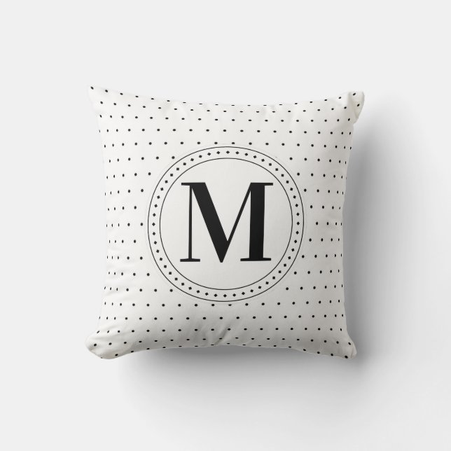 Dots Pattern Throw Pillow (Front)