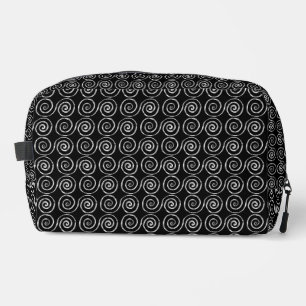 Double Spiral Celtic Pattern Dopp Kit