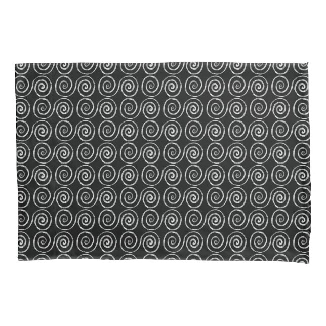Double Spiral Celtic Pattern Pillowcase (Front)