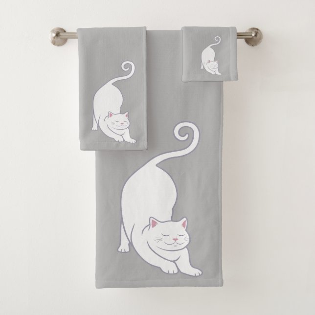 Downward Facing Cat on Light Grey Bath Towel Set (Insitu)
