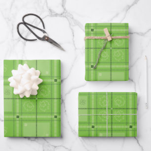 Dr. Seuss   St. Patrick's Day Plaid Pattern Wrapping Paper Sheet