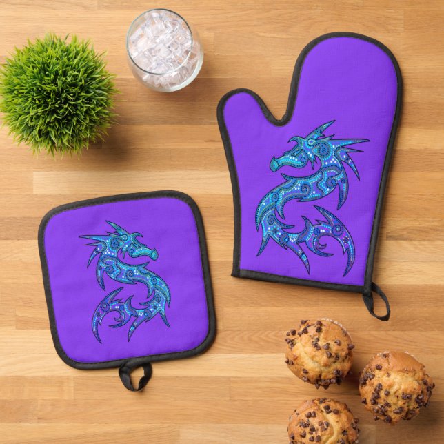 Dragon filled with Dots Pattern 1a Oven Mitt & Pot Holder Set (Top Down)