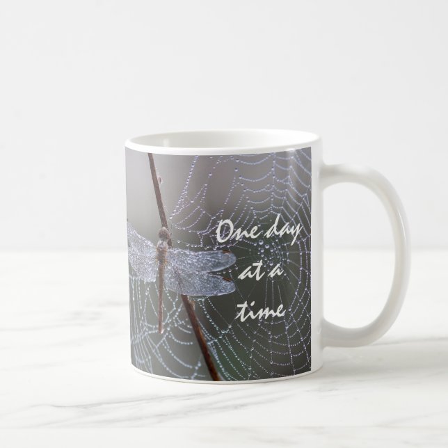 Dragonfly "Un jour à la fois" Café Mug (Droite)