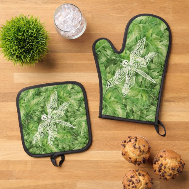  dragonfly watercolor oven mitt & pot holder set (Top Down)