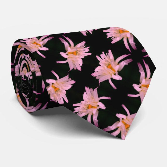 Dramatic Daisy Flower Pattern      Tie (Rolled)
