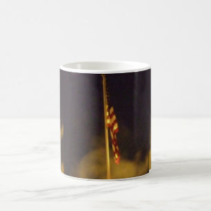 Drapeau Américain Dans La Mug De Nuit
