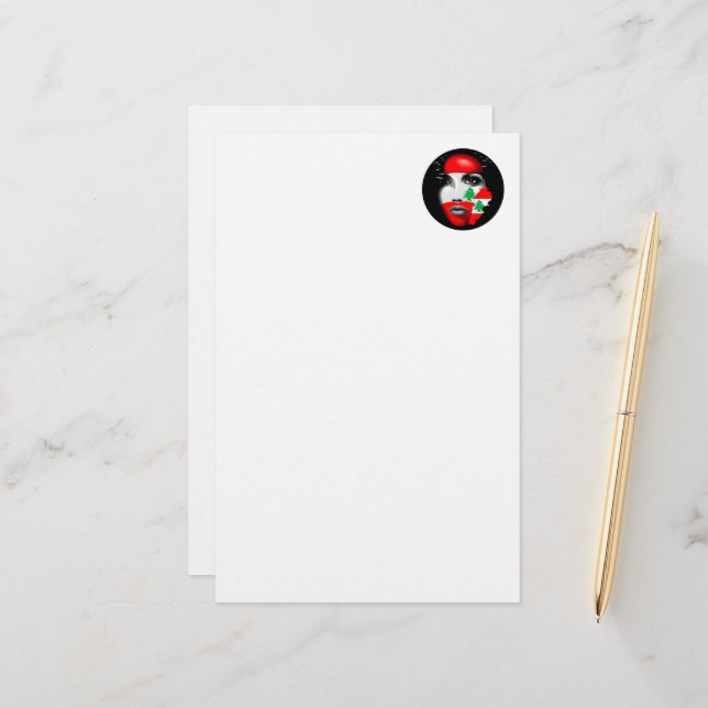 Drapeau et carte du Liban sur le visage de la fill (Devant/Arrière en situation)