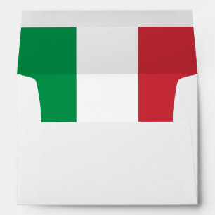 Drapeau italien des enveloppes recouvertes de tric