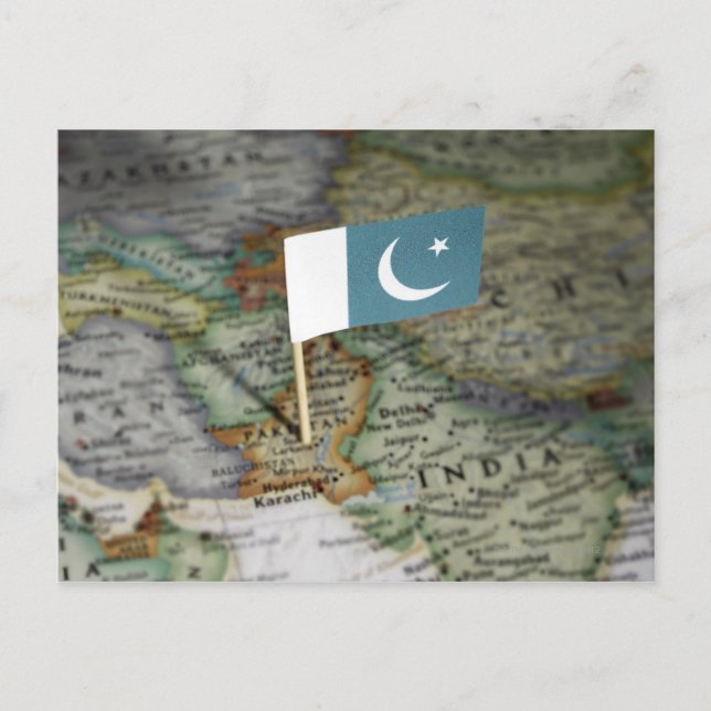 Drapeau pakistanais sur la carte (Devant)