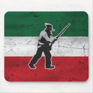 Drapeau Québec et Patriote Henri Julien érodé Mouse Pad
