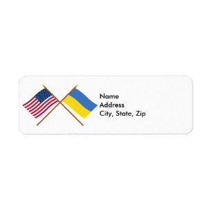 Drapeaux croisés des États-Unis et de l'Ukraine
