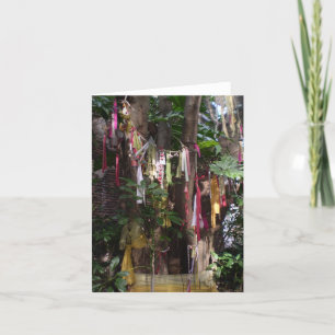 DRAPEAUX DE PRIÈRE SUR LE CARTE POUR NOTES D'ARBRE