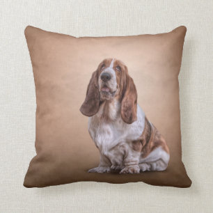 Drawing funny Basset Hound dog Throw Pillow