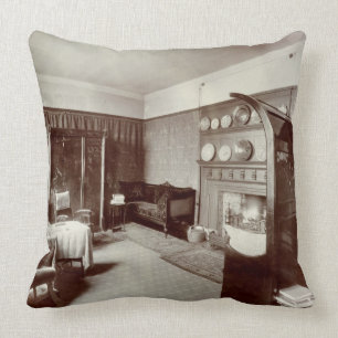 Drawing room, Kelmscott House, London, 1896 (photo Throw Pillow