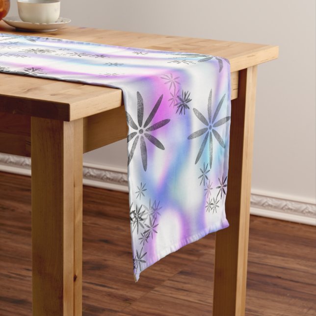 Dreamy Starburst Waves Pattern Medium Table Runner (In Situ)