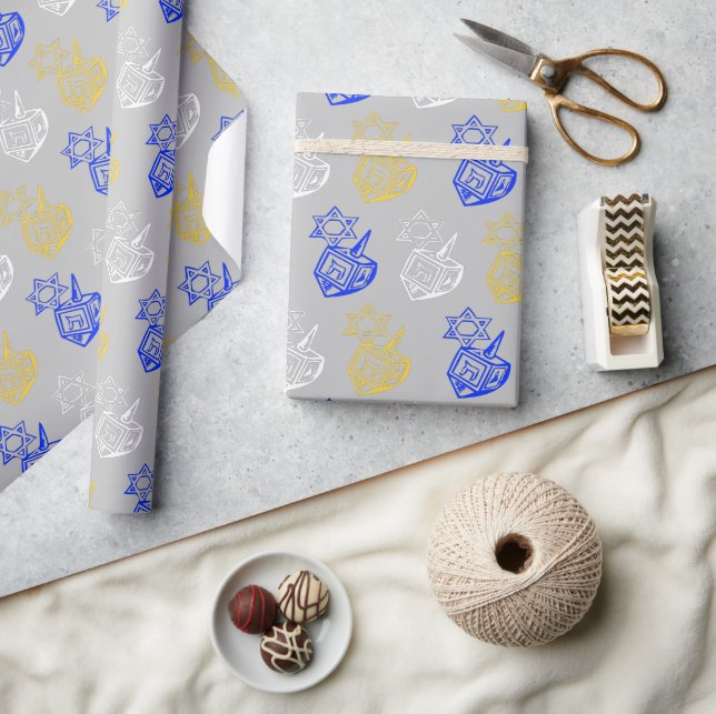 Dreidels + Stars Wrapping Paper (Crafts)
