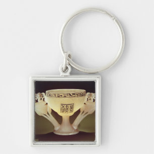 Drinking cup in the form of a half-opened keychain