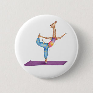 Drôle badge rond de girafe de yoga