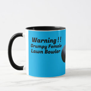 Drôle Grumpy Femme Pelouse Bowler, Mug