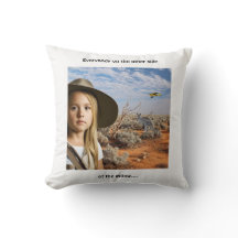 Drongo Line Katherine Clater coussin