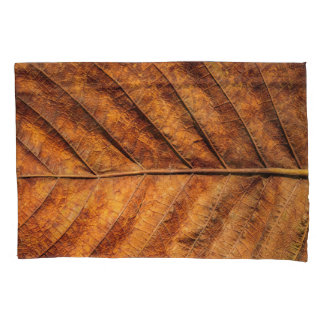 Dry leaf: natural texture background. pillowcase