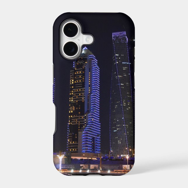 Dubai Cayan Tower at night (Back)