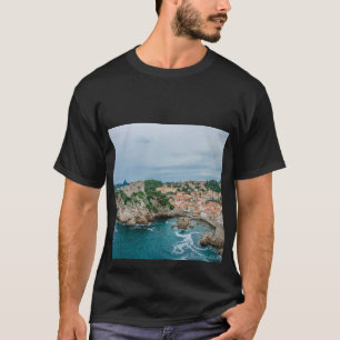 Dubrovnik harbor and city center T-Shirt