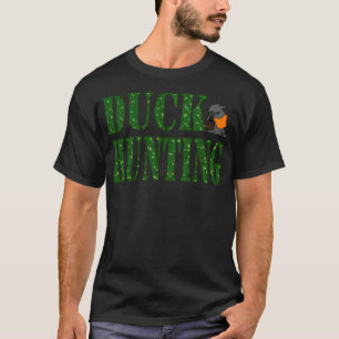 duck hunting bulldog black labs  T-Shirt