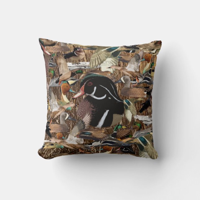 Duck Hunting Décor, Duck Hunting Throw Pillow (Front)