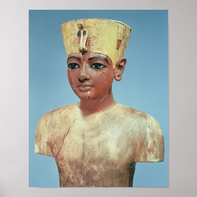 Dummy' of the young Tutankhamun  wearing Poster (Front)