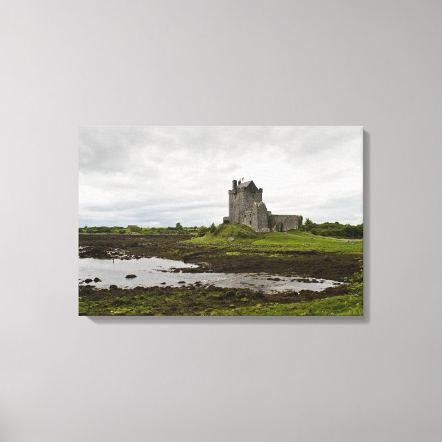 Dunguaire castle, Ireland canvas (Front)