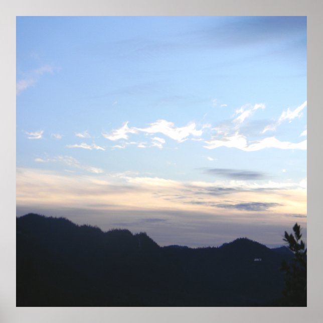 Dusk in the mountains...... poster (Front)
