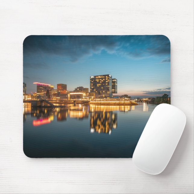 Dusseldorf Germany Mouse Pad (With Mouse)