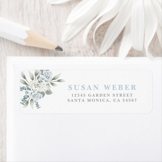 Dusty Blue Floral faire-part de mariage (En situation)