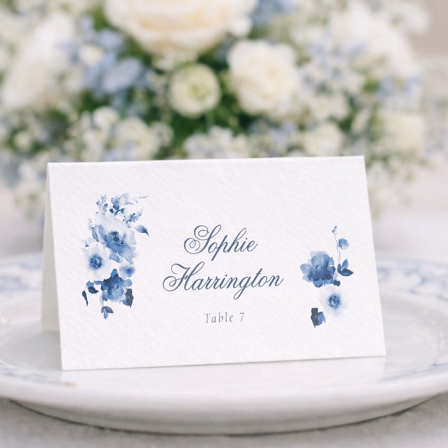 Dusty Blue Floral Wedding Place Card (Créateur téléchargé)