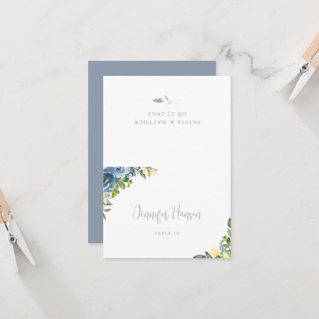 Dusty Blue Yellow Botanical Mariage Carte Place (Devant/Arrière en situation)