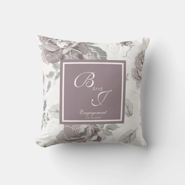 Dusty rose pink throw pillow (Front)