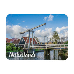 Dutch lifting wooden bridge magnet