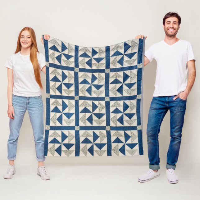 Dutchman’s Puzzle quilt Fleece Blanket (In Situ)