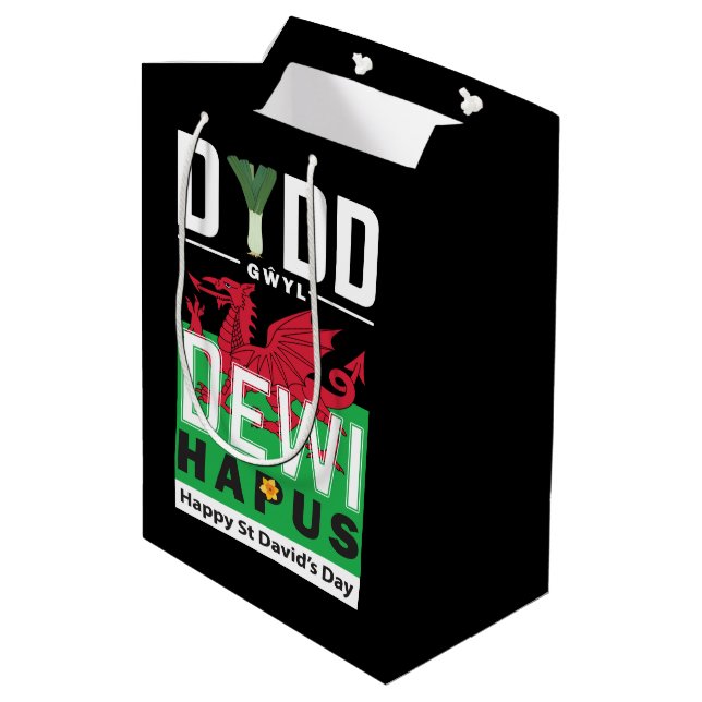 Dydd Gŵyl Dewi Hapus Happy St Davids Day 7 Medium Gift Bag (Back Angled)