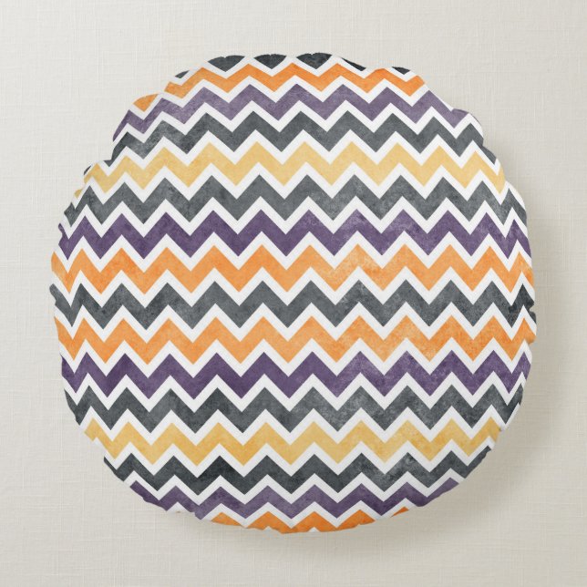 Dynamic Chevron Zigzag Seamless Pattern Round Pillow (Front)
