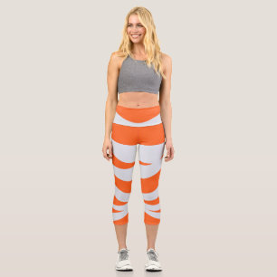 "Dynamic Wave Capri" Capri Leggings