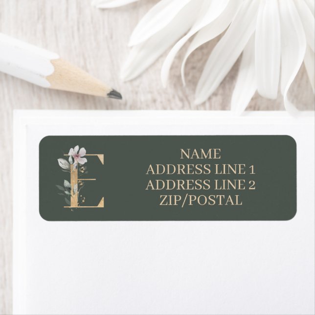 E Monogramme Floral Personnalisé (En situation)