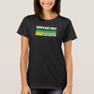 Earth Day 2023 Distressed Retro Vintage  1 T-Shirt